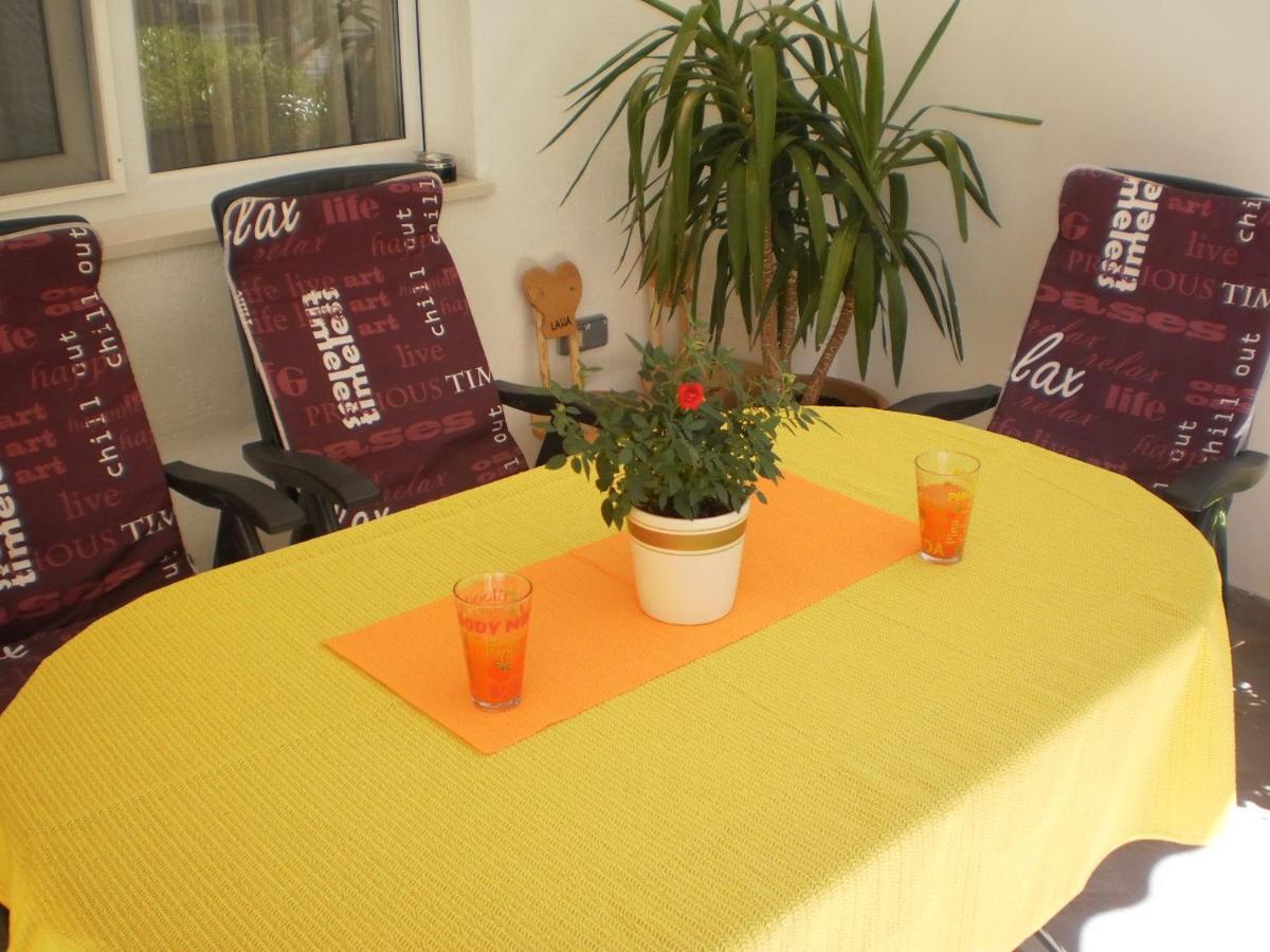 Apartment Lana 오미스 외부 사진