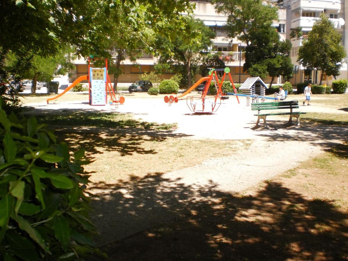 Apartment Lana 오미스 외부 사진