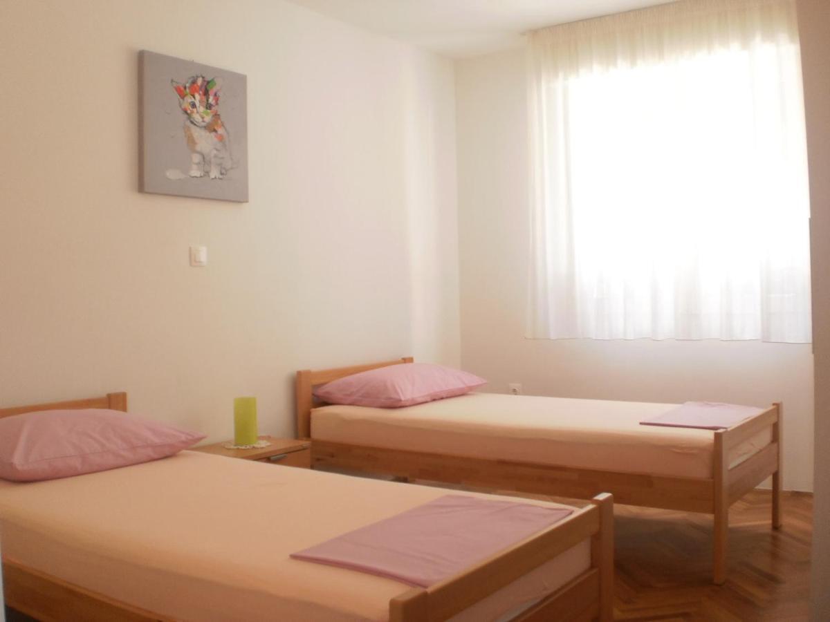 Apartment Lana 오미스 외부 사진